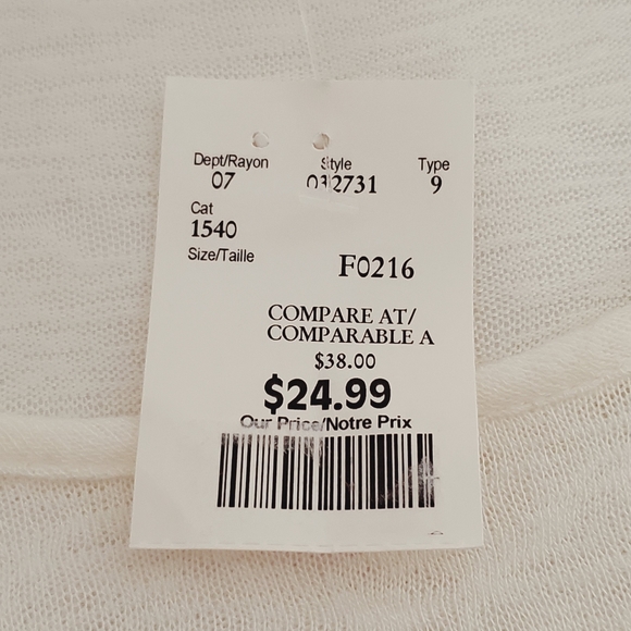 Gibson Women's Tunic with Lace Accents - Picture 6 of 6